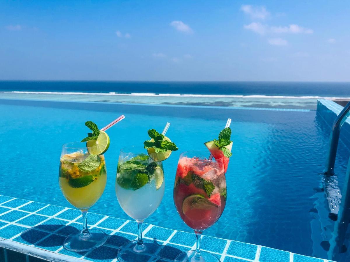 Triton Prestige Seaview And Spa Maafushi Exterior foto