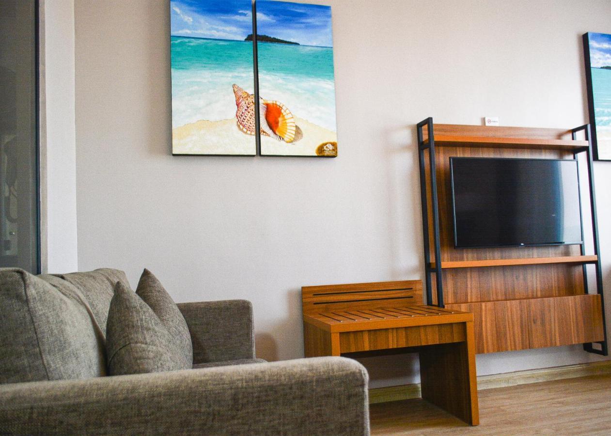 Triton Prestige Seaview And Spa Maafushi Exterior foto